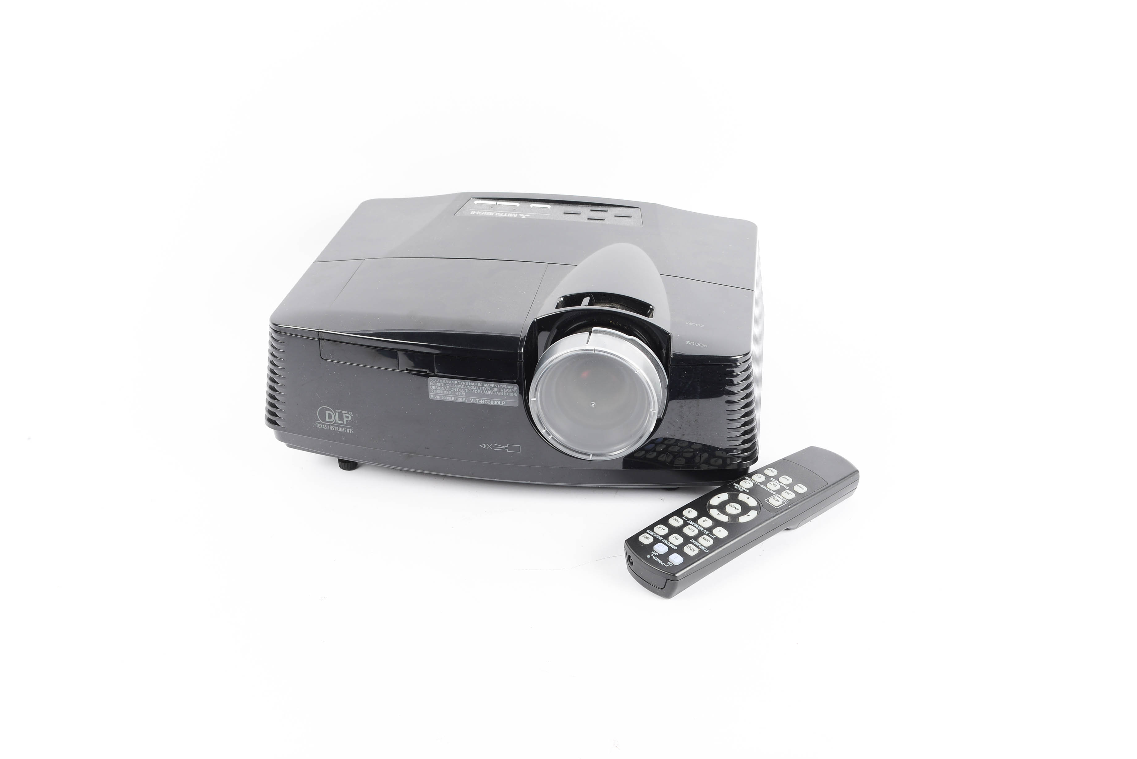 Mitsubishi HC3800 Projector and Extra Lamp