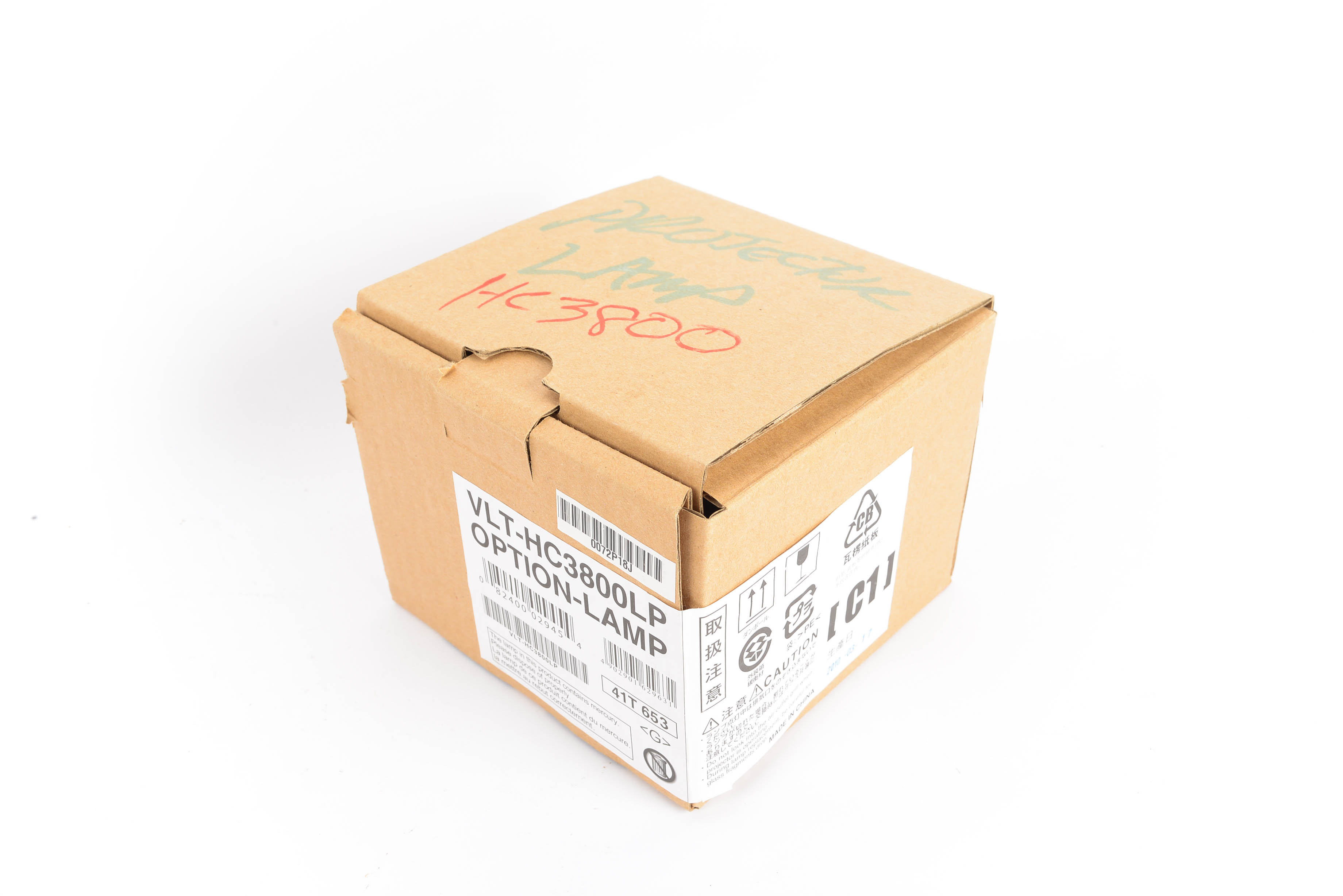 Mitsubishi HC3800 Projector and Extra Lamp