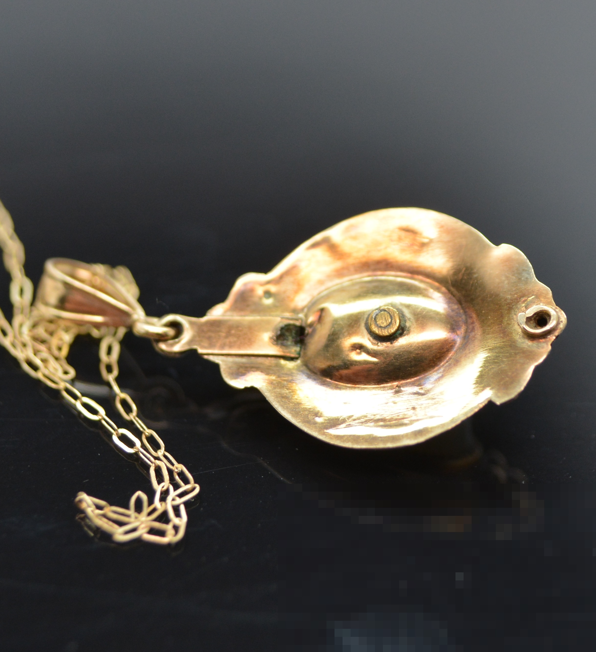 Victorian 14K Yellow Gold Onyx and Garnet Pendant Necklace