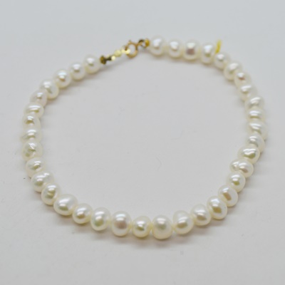 14K Yellow Gold Clasp Freshwater Pearl Bracelet