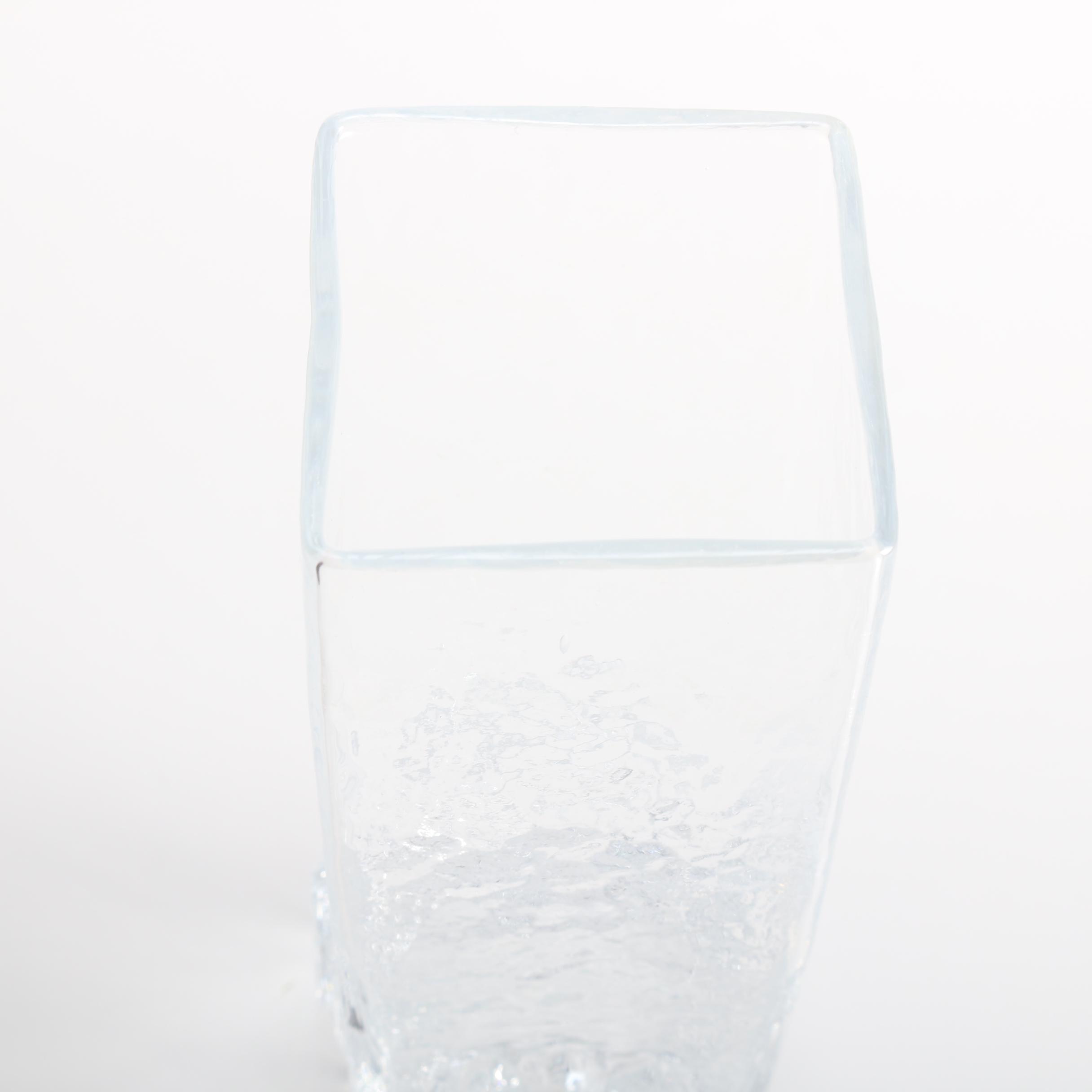 Crystal Vase With Tulip Design