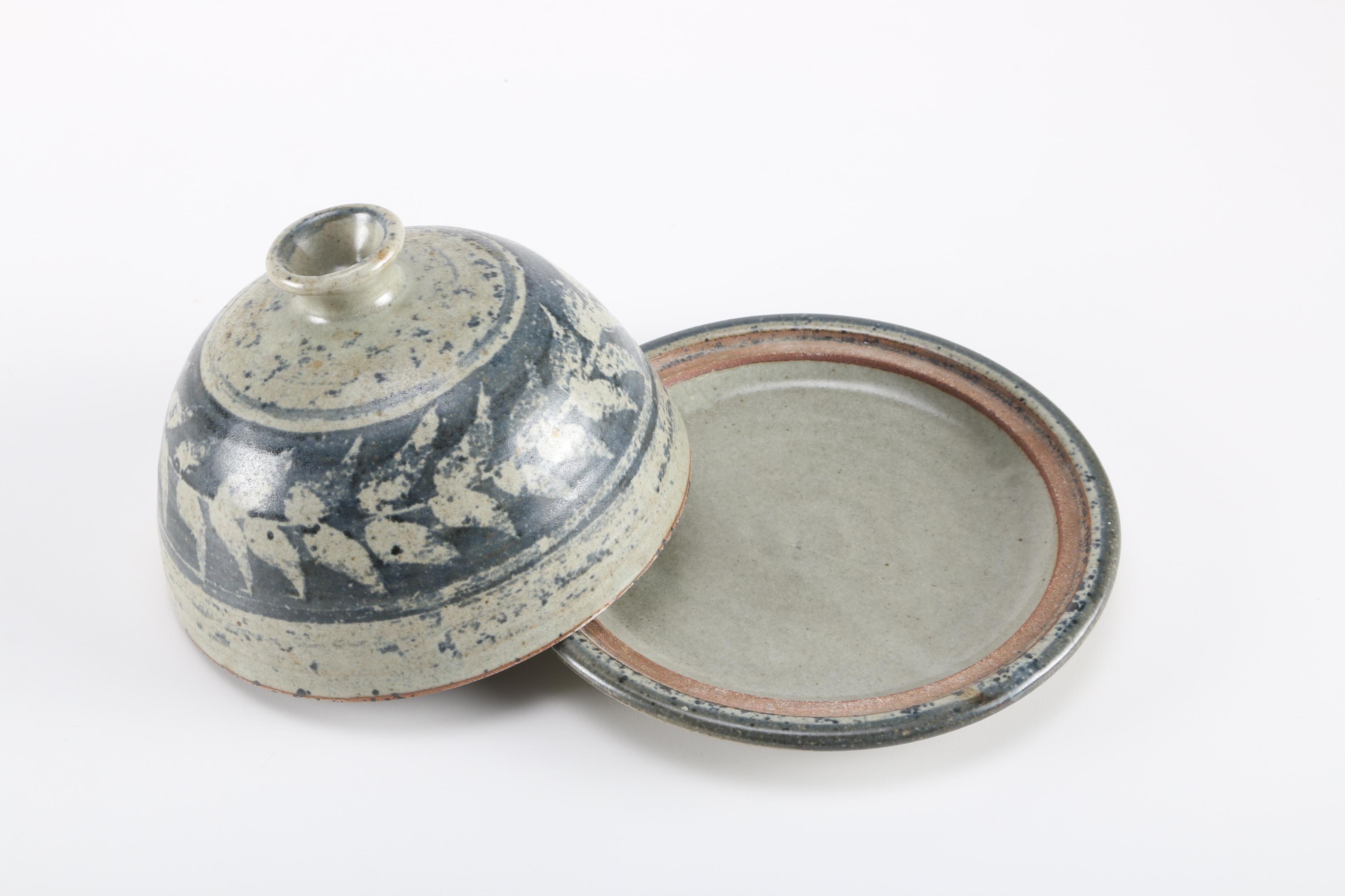 Hand Thrown Stoneware Tableware and Decor