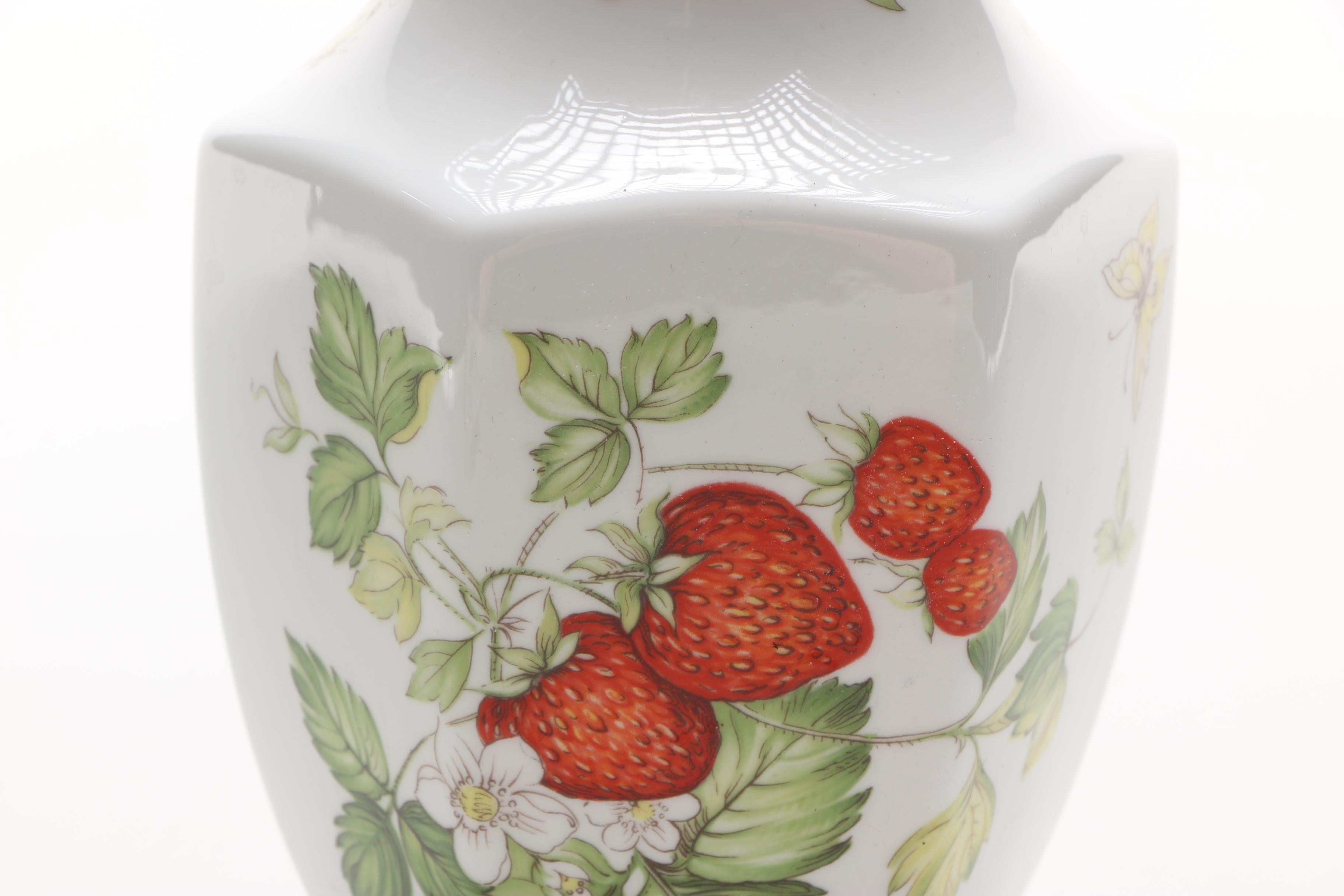 Rosina Queen"s "Virginia Strawberry" China