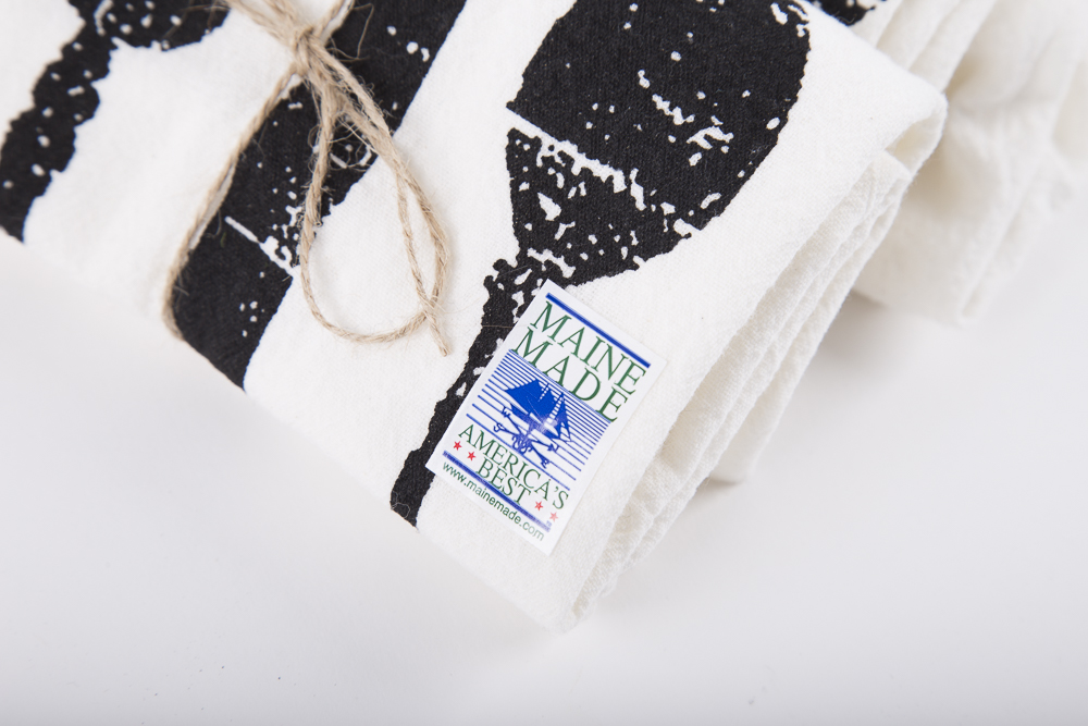 Bentwood Basket With Tea Towels