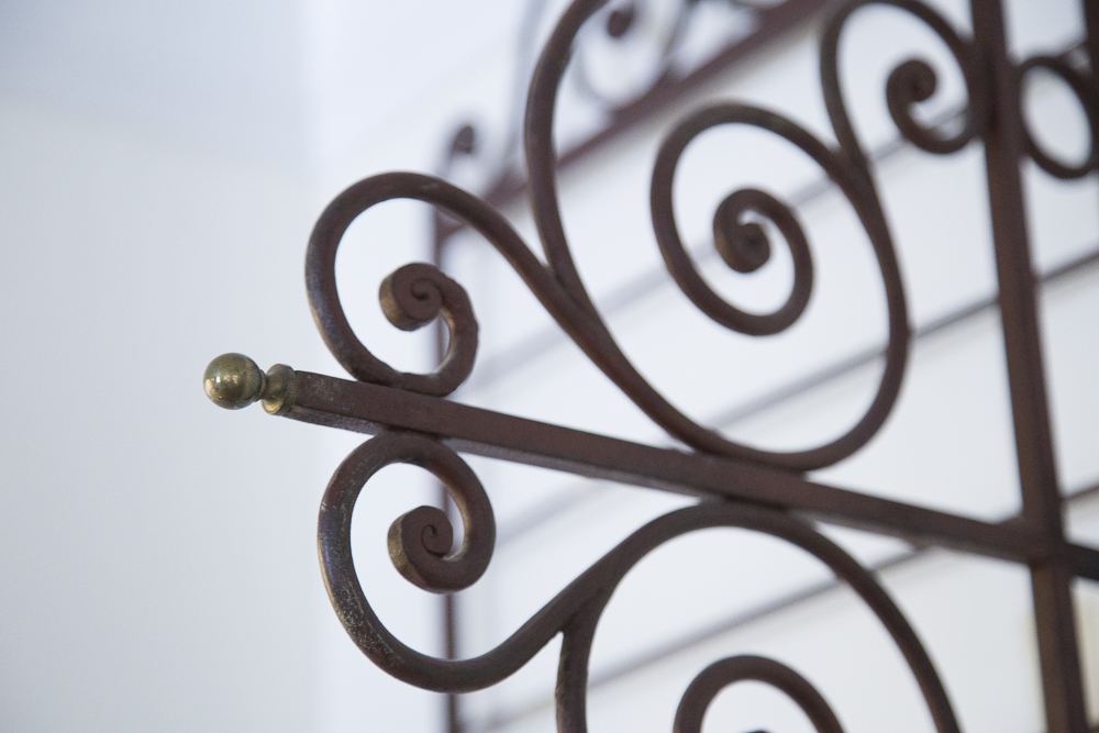 Two-Tone Metal and Glass Display Shelving Unit