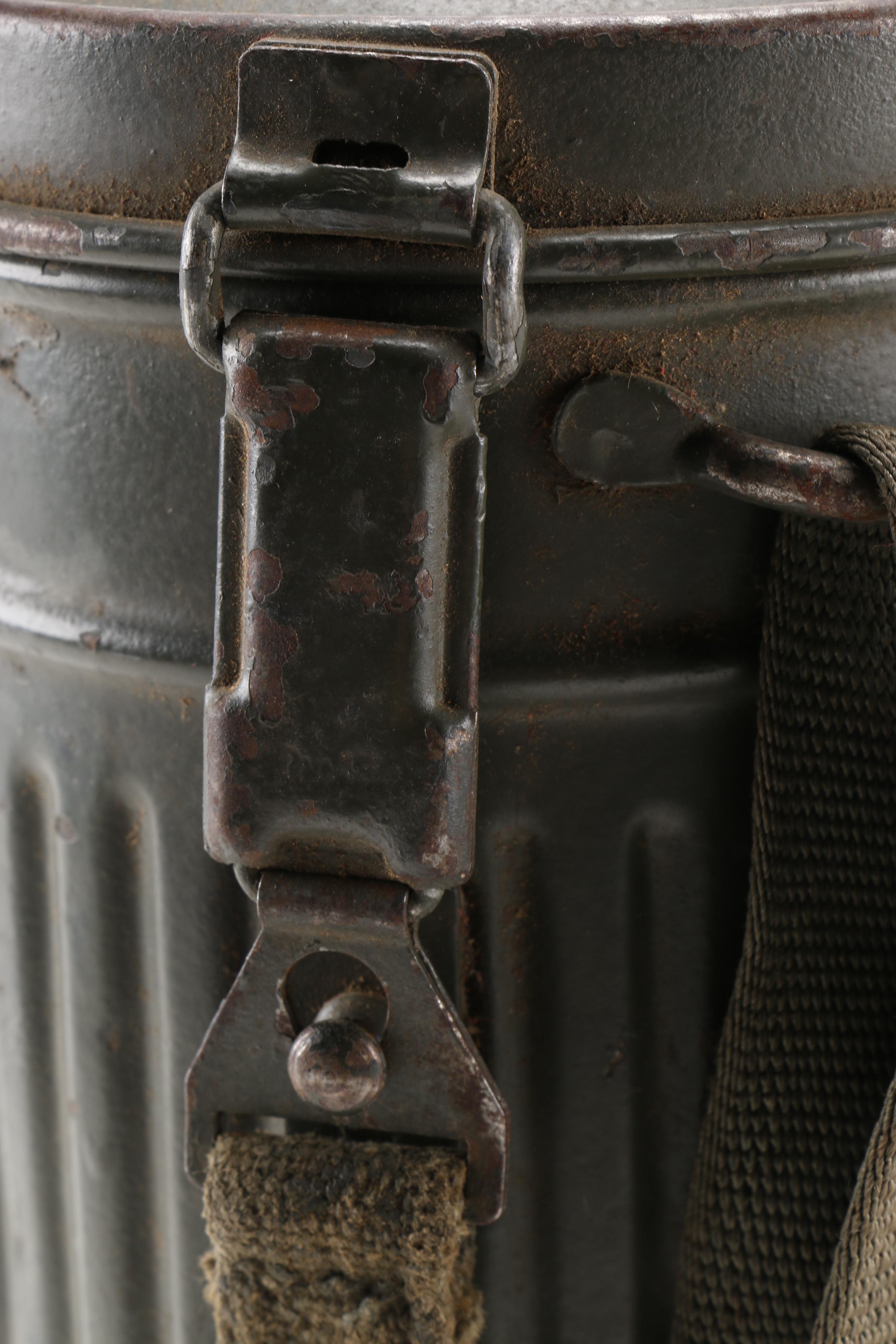 German WWII M38 Gas Mask, Filter and Travel Canister