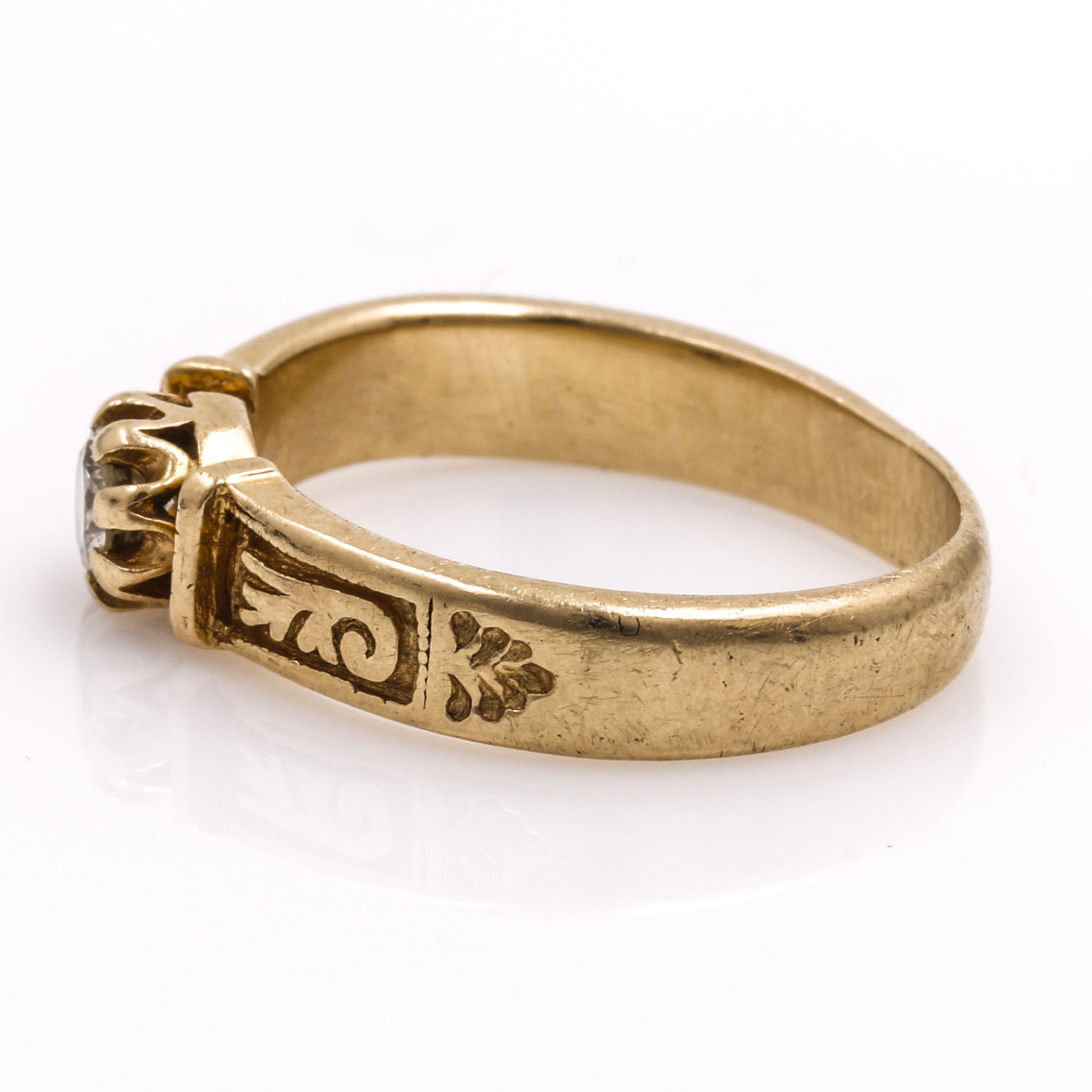 14K Yellow Gold Floral Diamond Ring