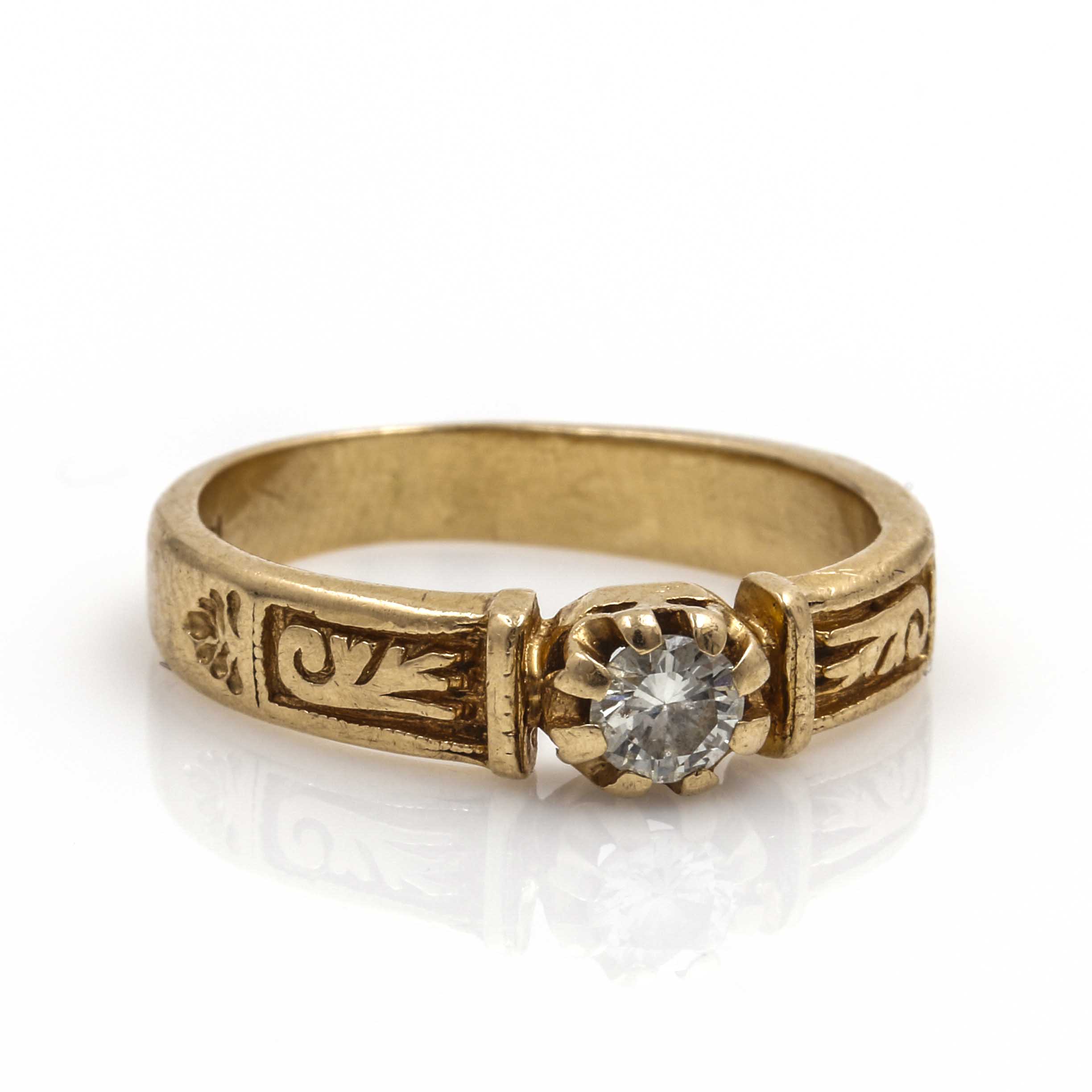 14K Yellow Gold Floral Diamond Ring