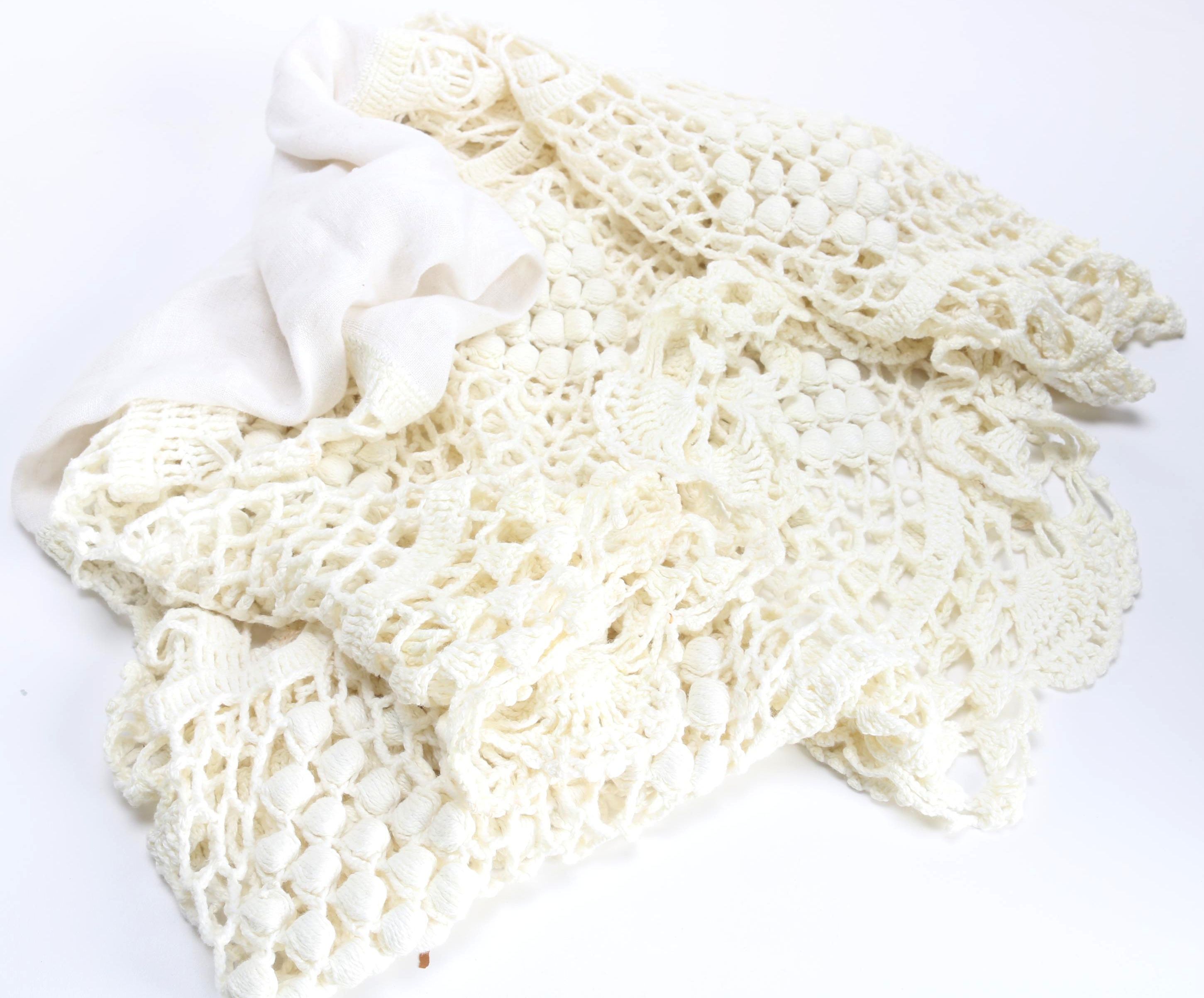 Assorted Vintage Linens