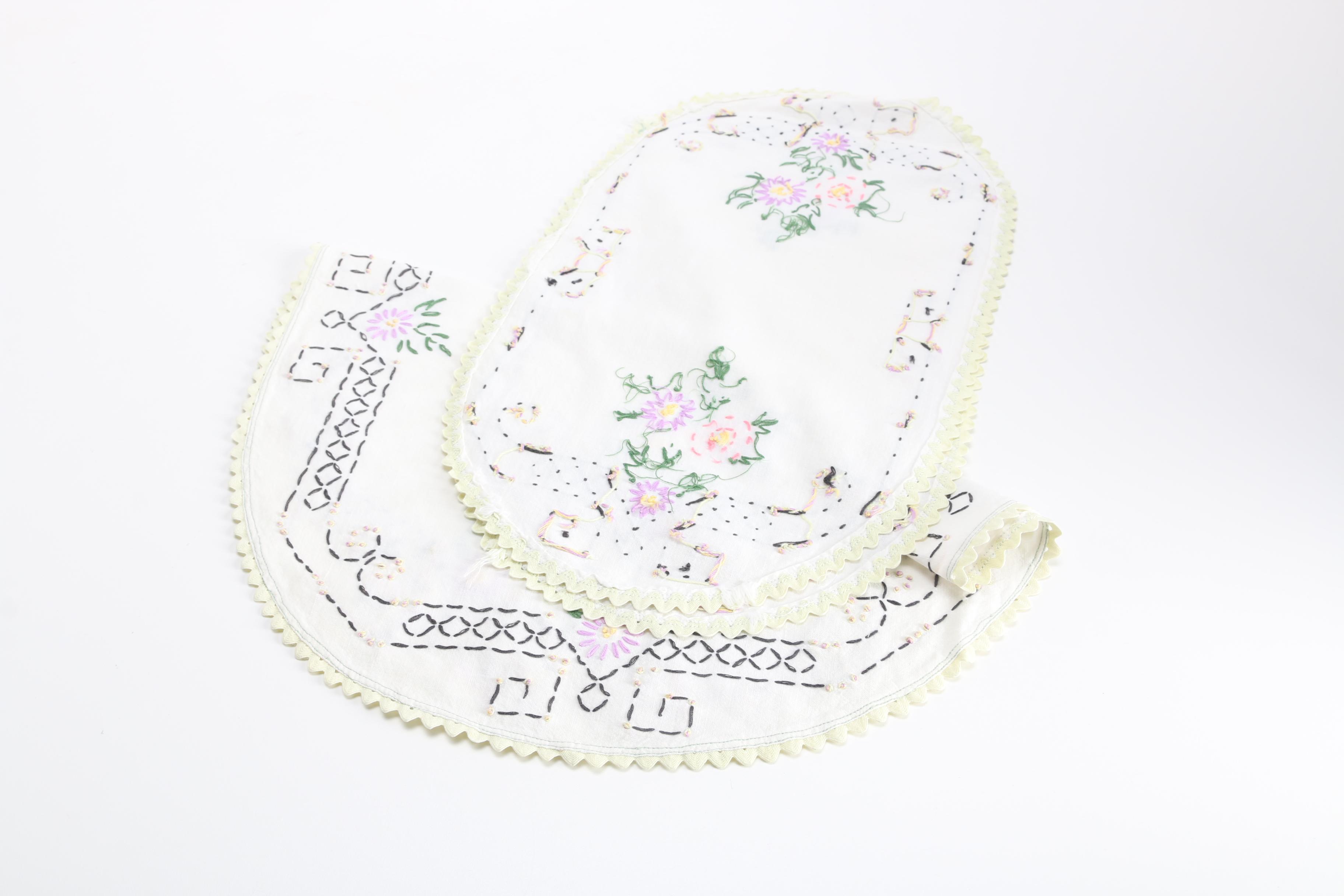 Assorted Vintage Linens