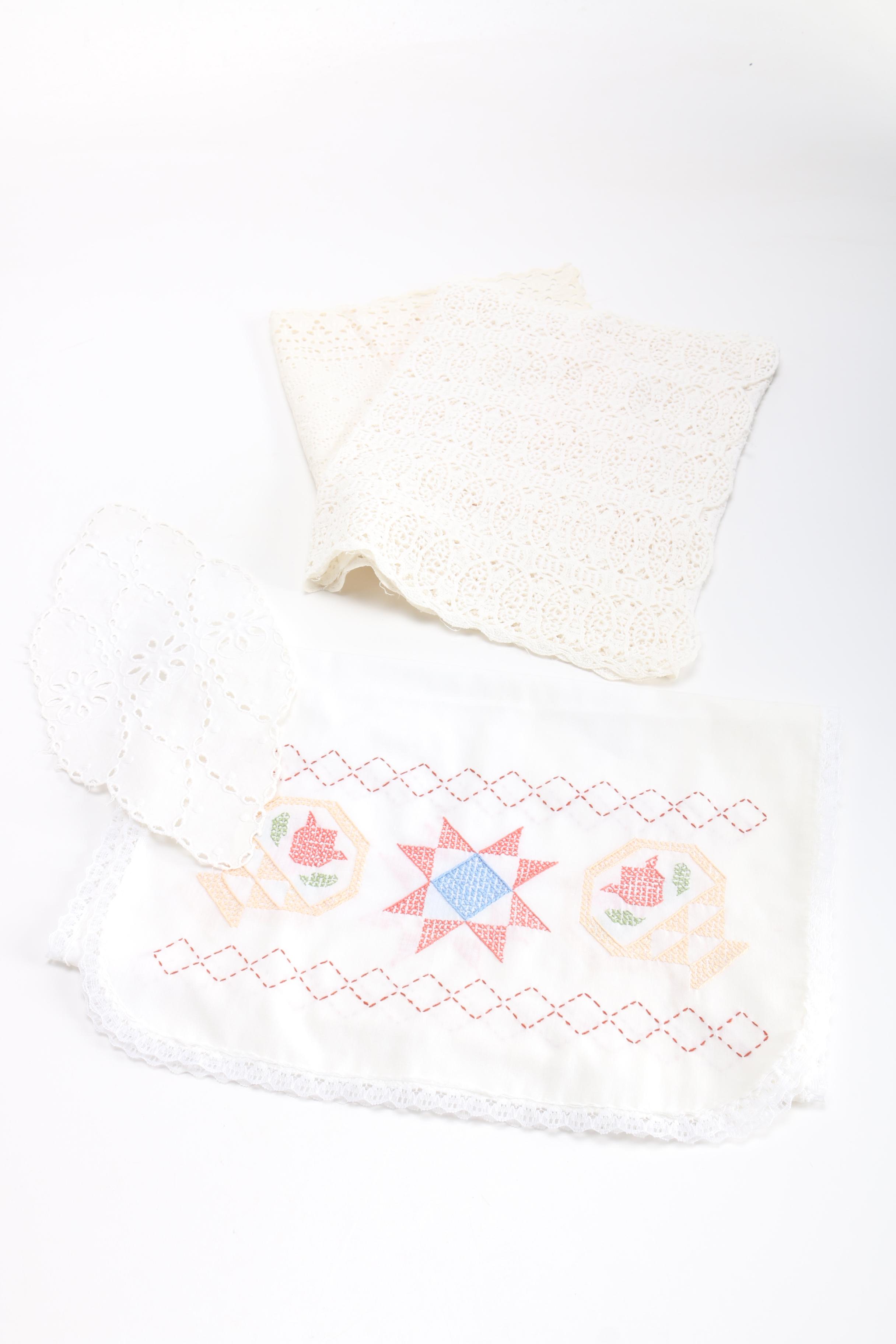 Assorted Vintage Linens