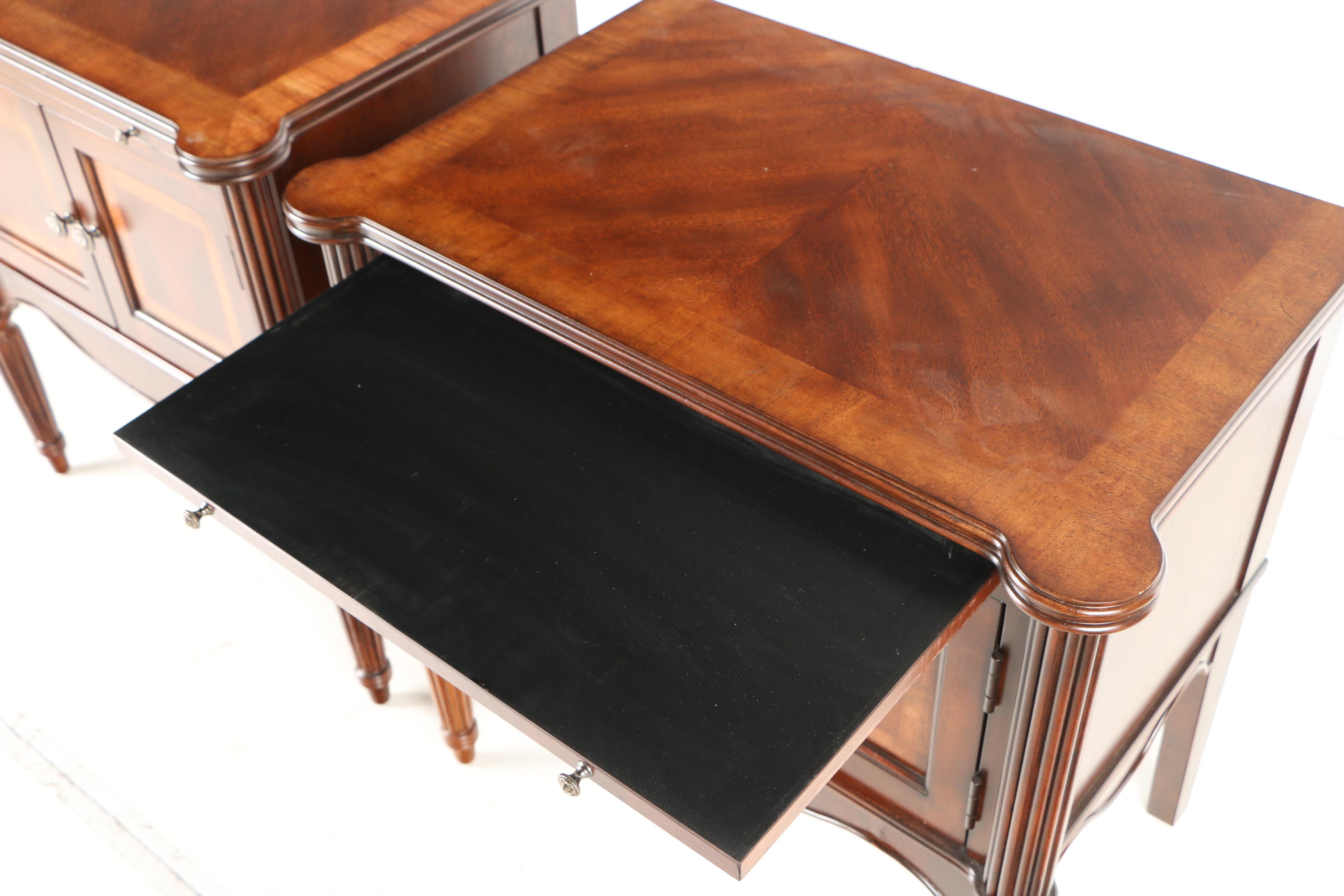 Vintage Sheraton Style Nightstands