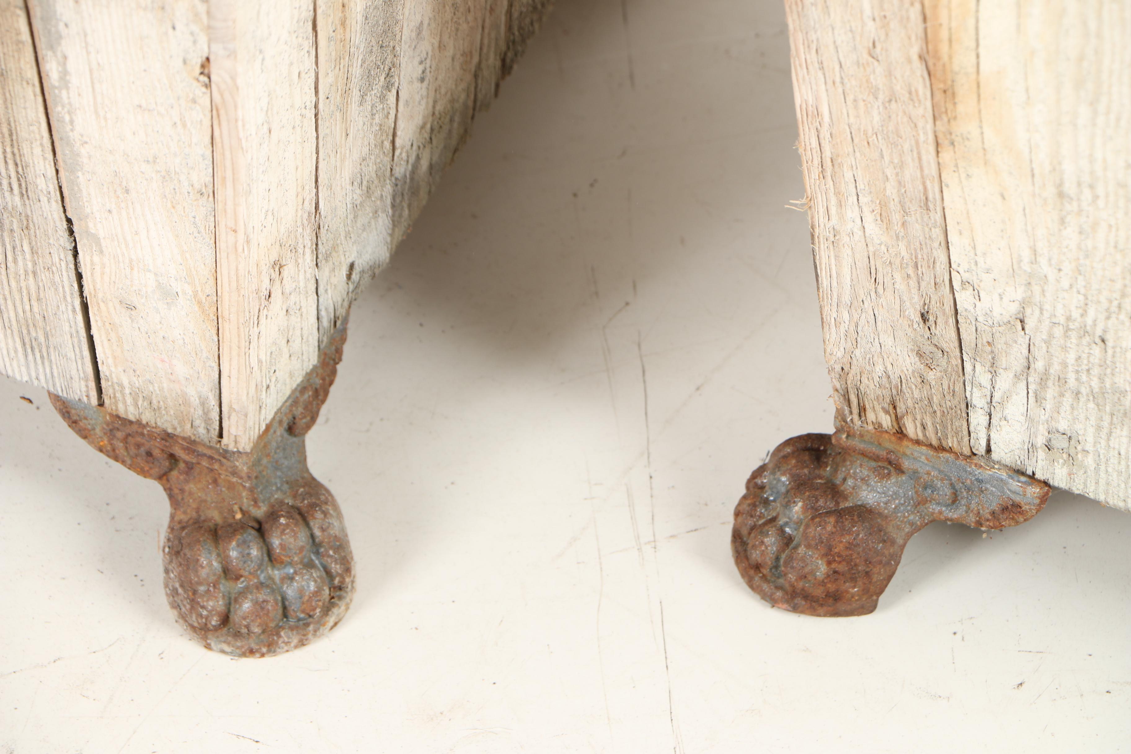 Lion Handled Wooden Planters