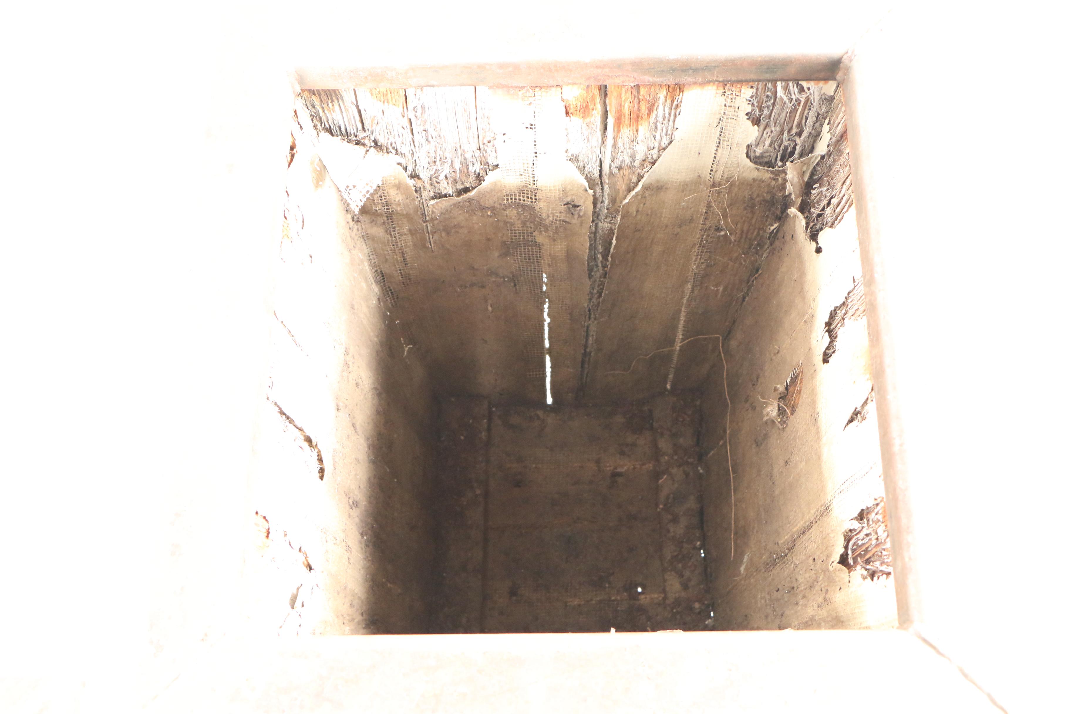 Figural Lion Head Planters