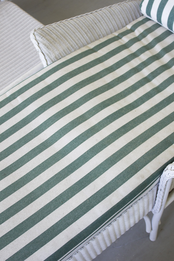 Lloyd Flanders All Weather Wicker Outdoor Chaise Lounge Chairs and Side Table