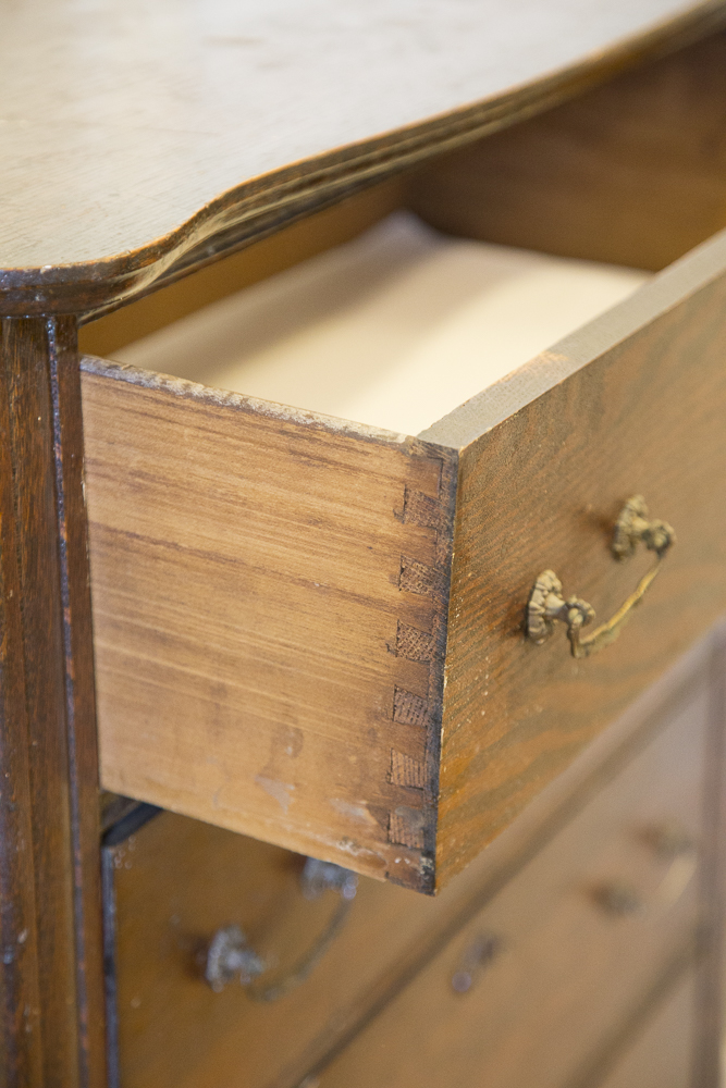 Antique Tiger Oak Chest of Drawers