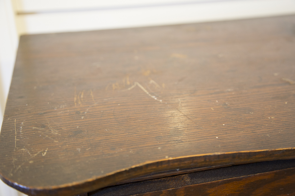 Antique Tiger Oak Chest of Drawers