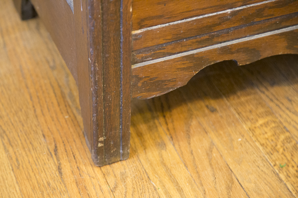 Antique Tiger Oak Chest of Drawers