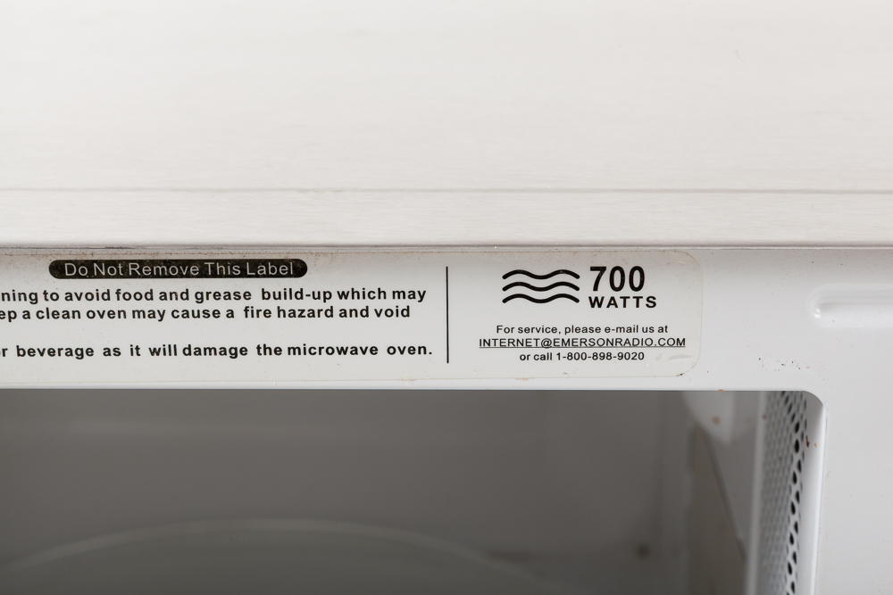 Emerson Countertop Microwave Oven