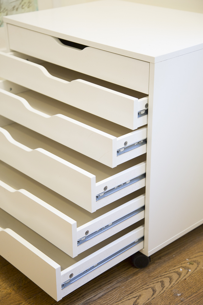 White Six Drawer Rolling Cart