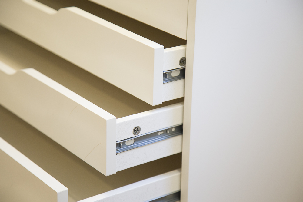 White Six Drawer Rolling Cart