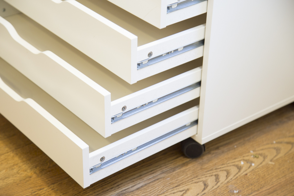 White Six Drawer Rolling Cart