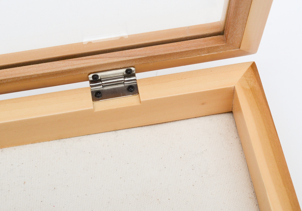 Collection of Fashion Necklaces In Wooden Case