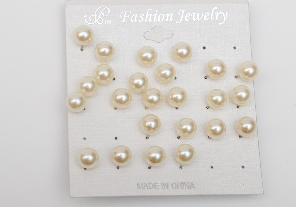 Pearl Themed Fashion Jewelry and Accessories