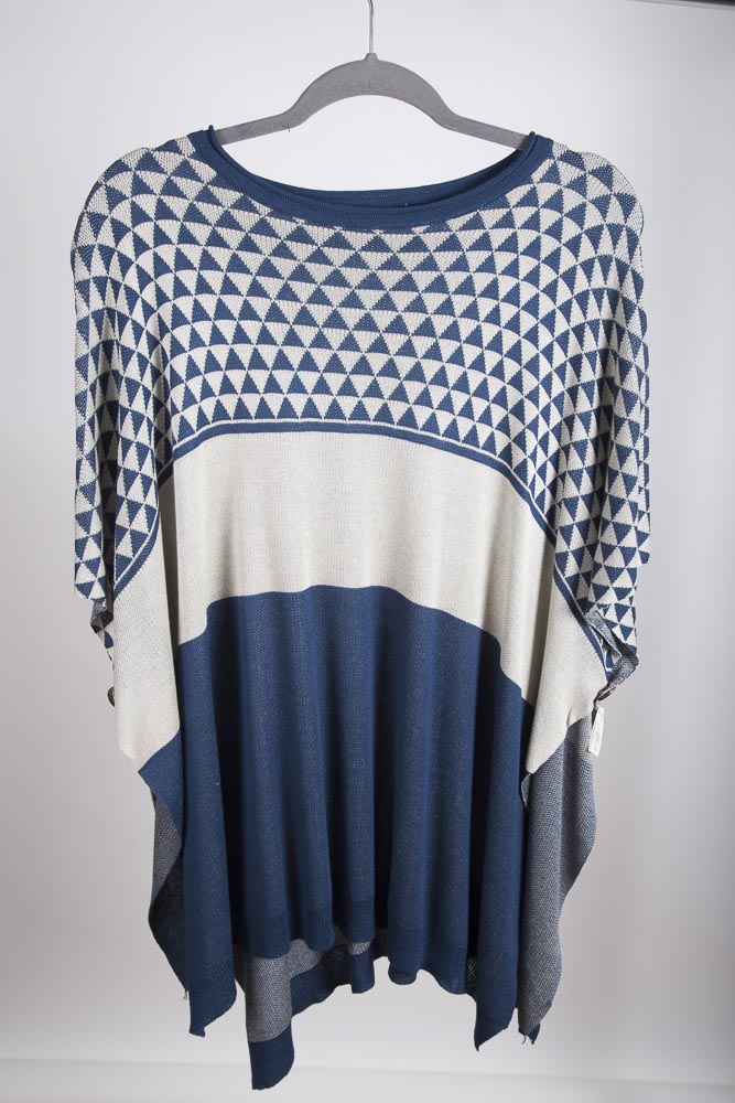 Do Everything In Love Women's Boutique One Size Tunics