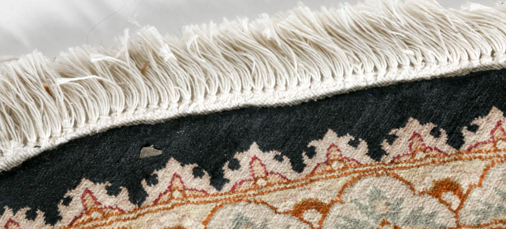 Hand Made Pakistani Round Wool Rug