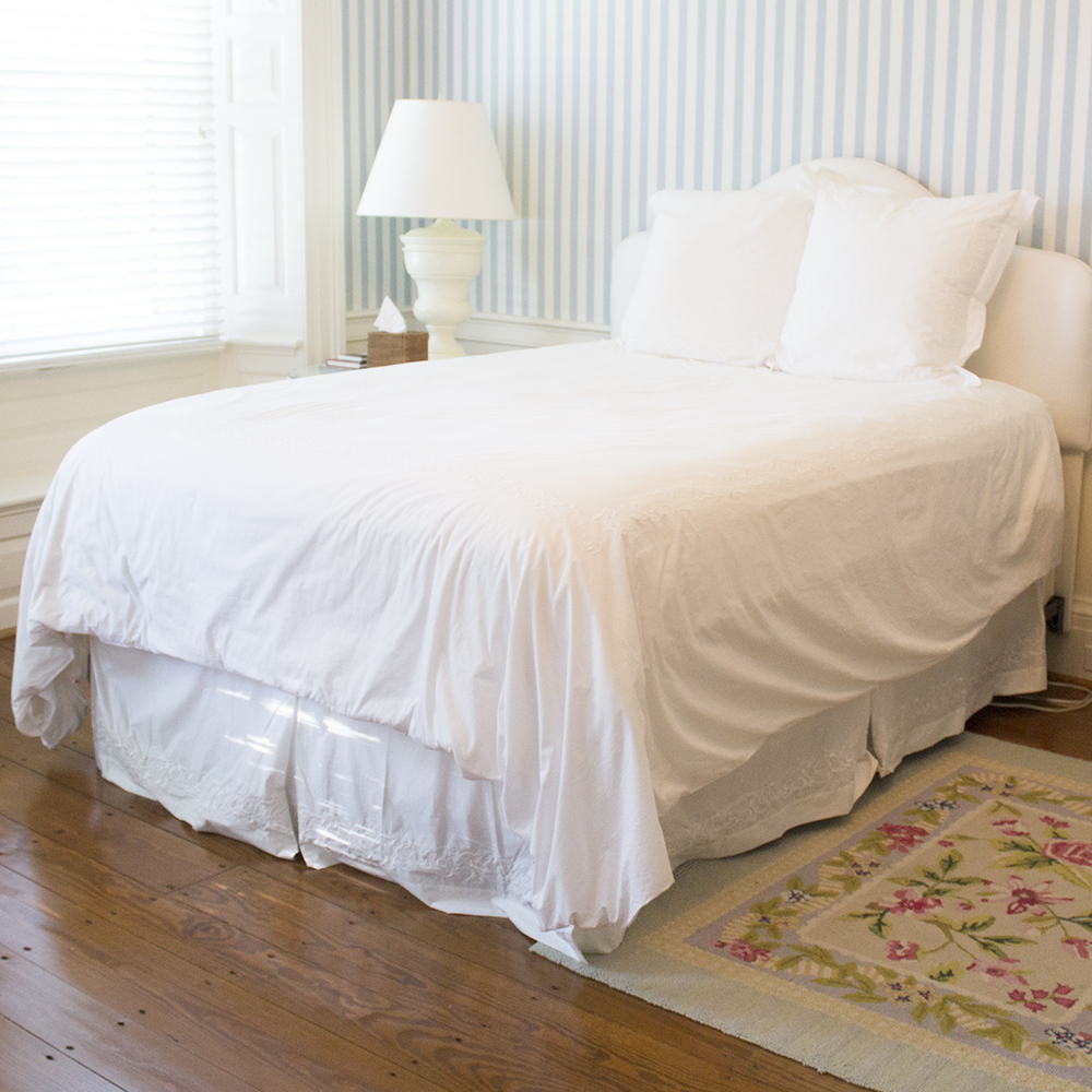 Restoration Hardware Queen Size Bedding