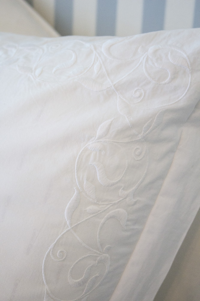 Restoration Hardware Queen Size Bedding