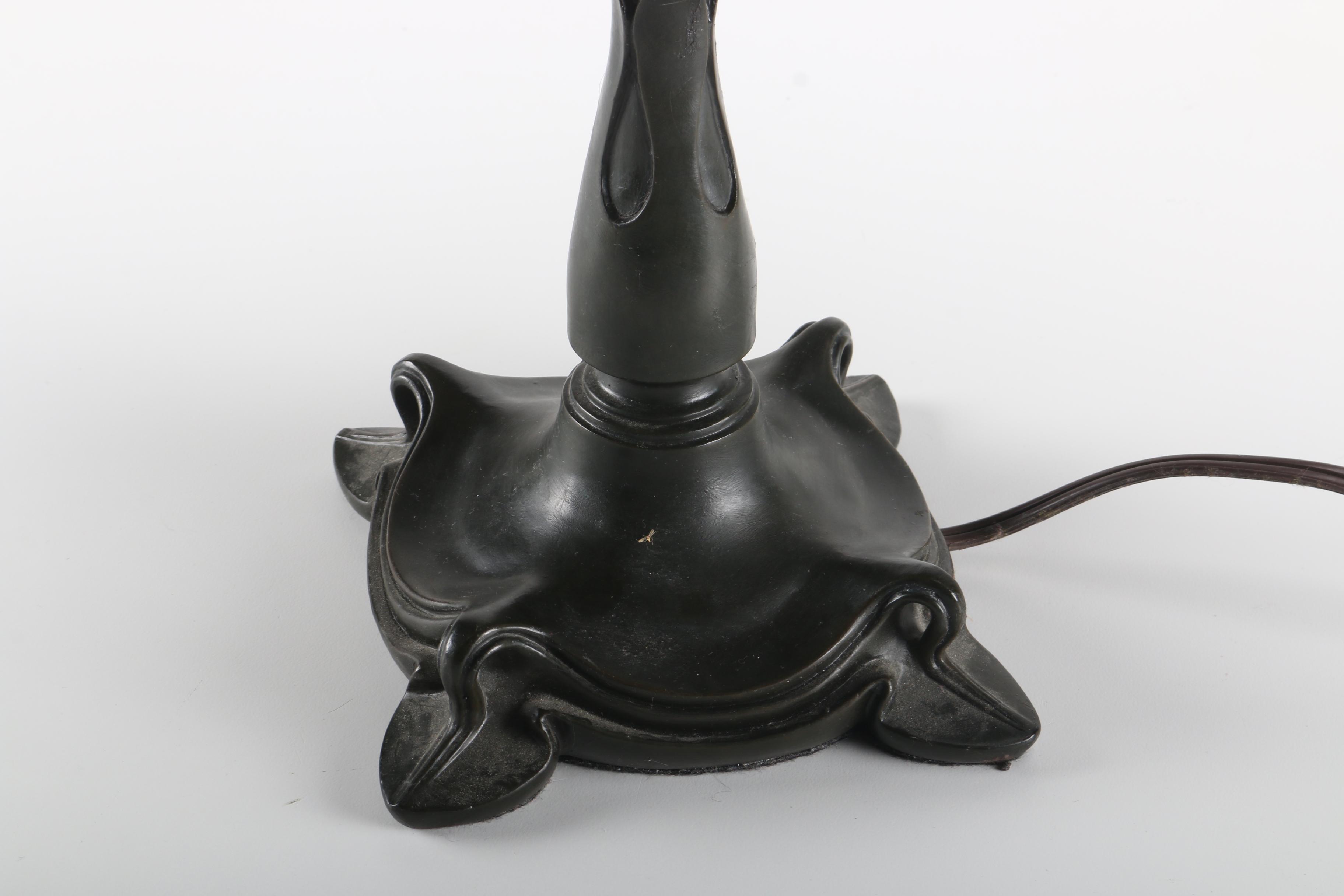 Tiffany Style Stained Glass Accent Lamp