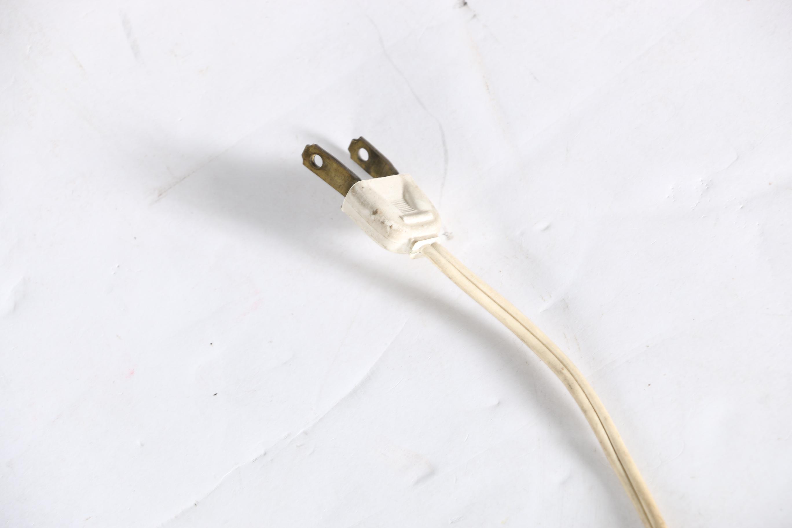 Pineapple Table Lamp With Bamboo Shade