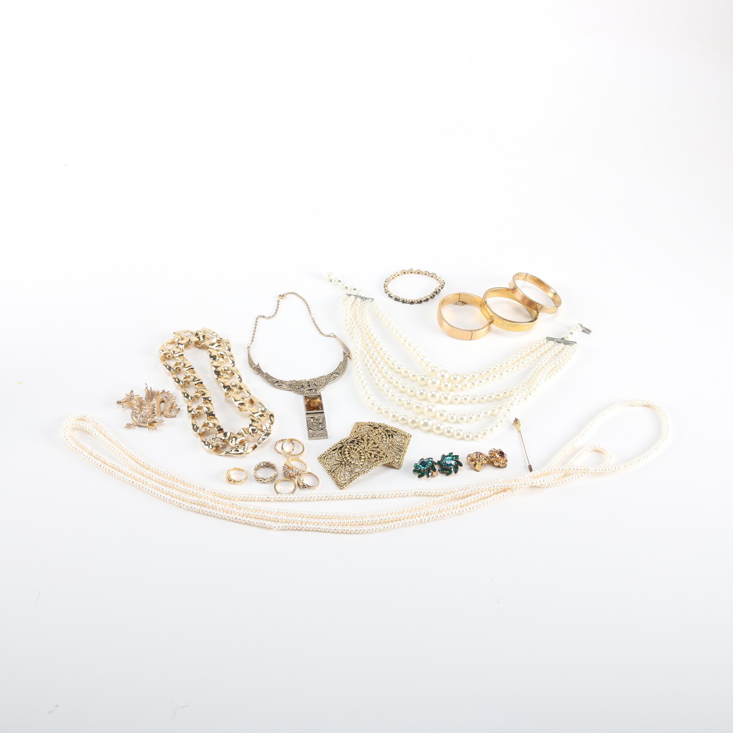 Gold Tone and Beaded Vintage Costume Jewelry Featuring Musi