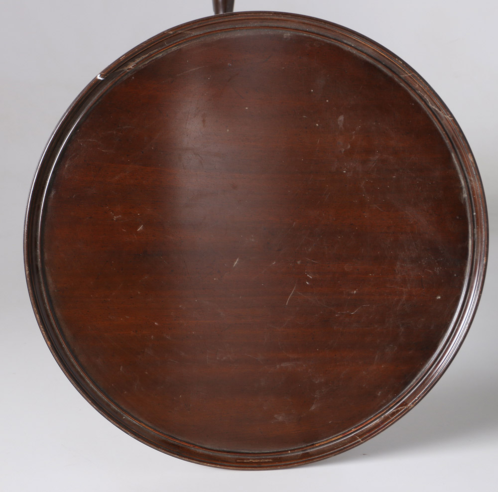 Williamsburg Furniture Cherry Tea Table Adaptation Made by Kittinger Company