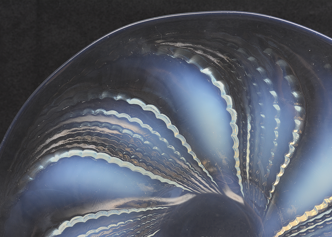 1930s R. Lalique Opalescent "Fleurons" Opalescent Glass Plate