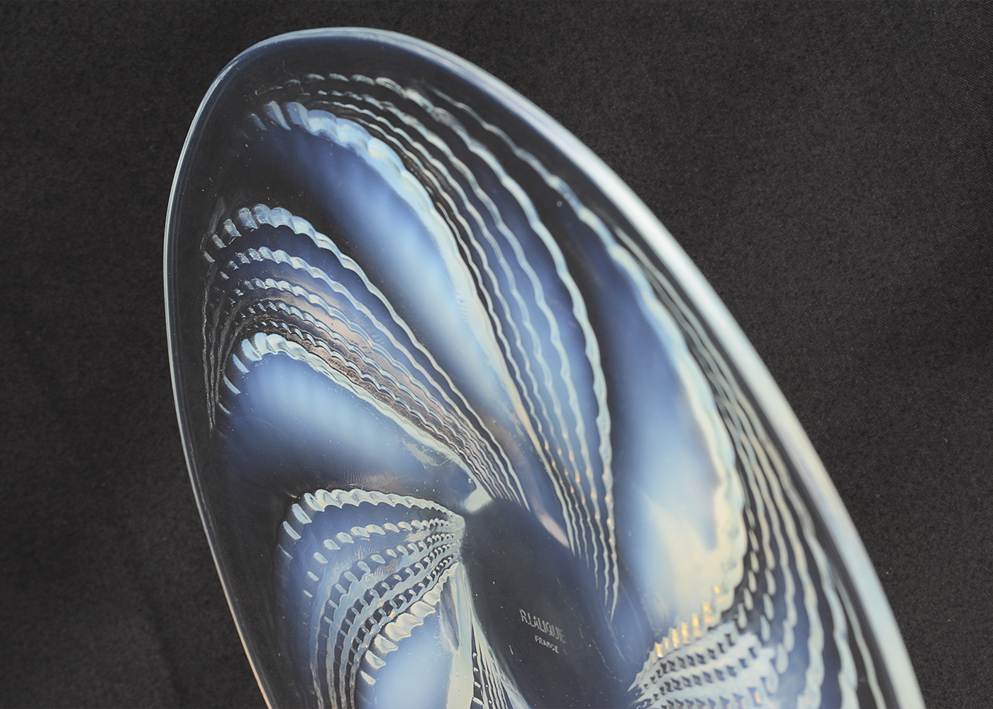 1930s R. Lalique Opalescent "Fleurons" Opalescent Glass Plate