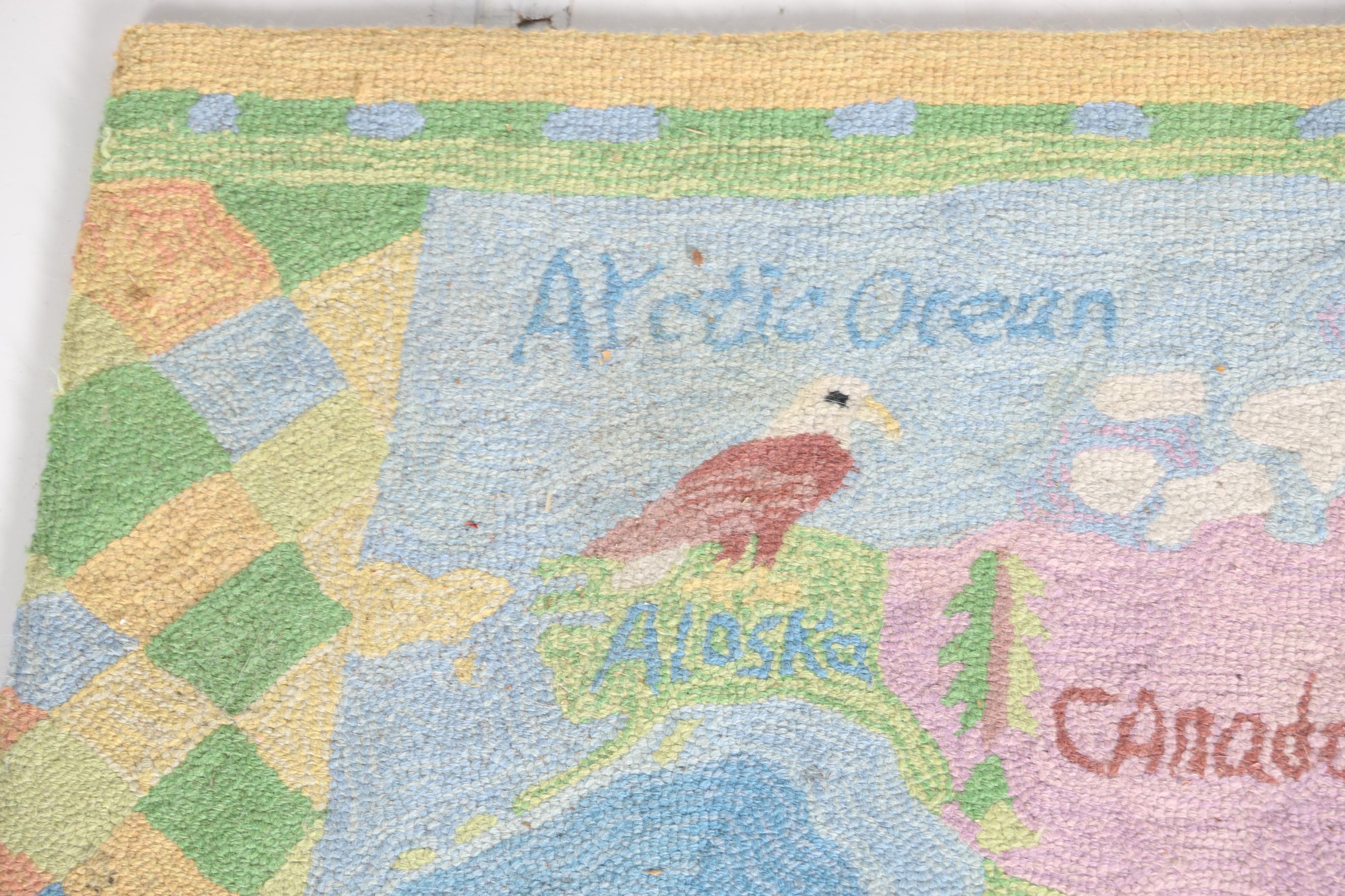 Hand-Tufted Oopsy Daisy Pictorial Children's Area Rug