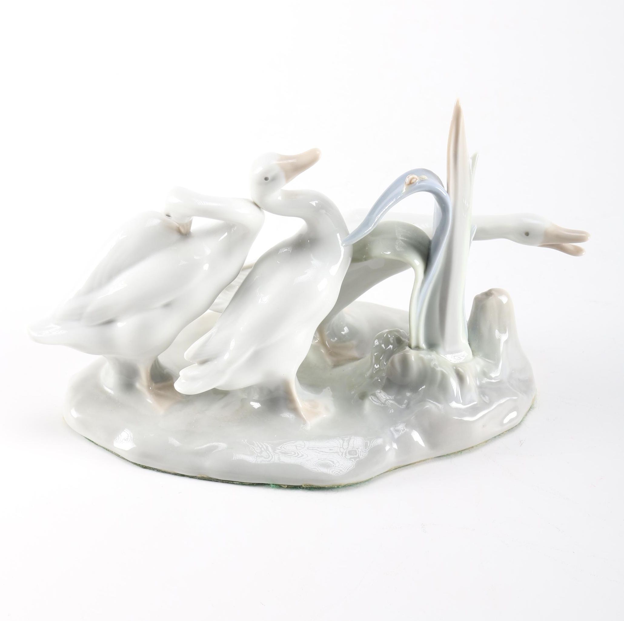 Lladro Porcelain "Geese" Figurine