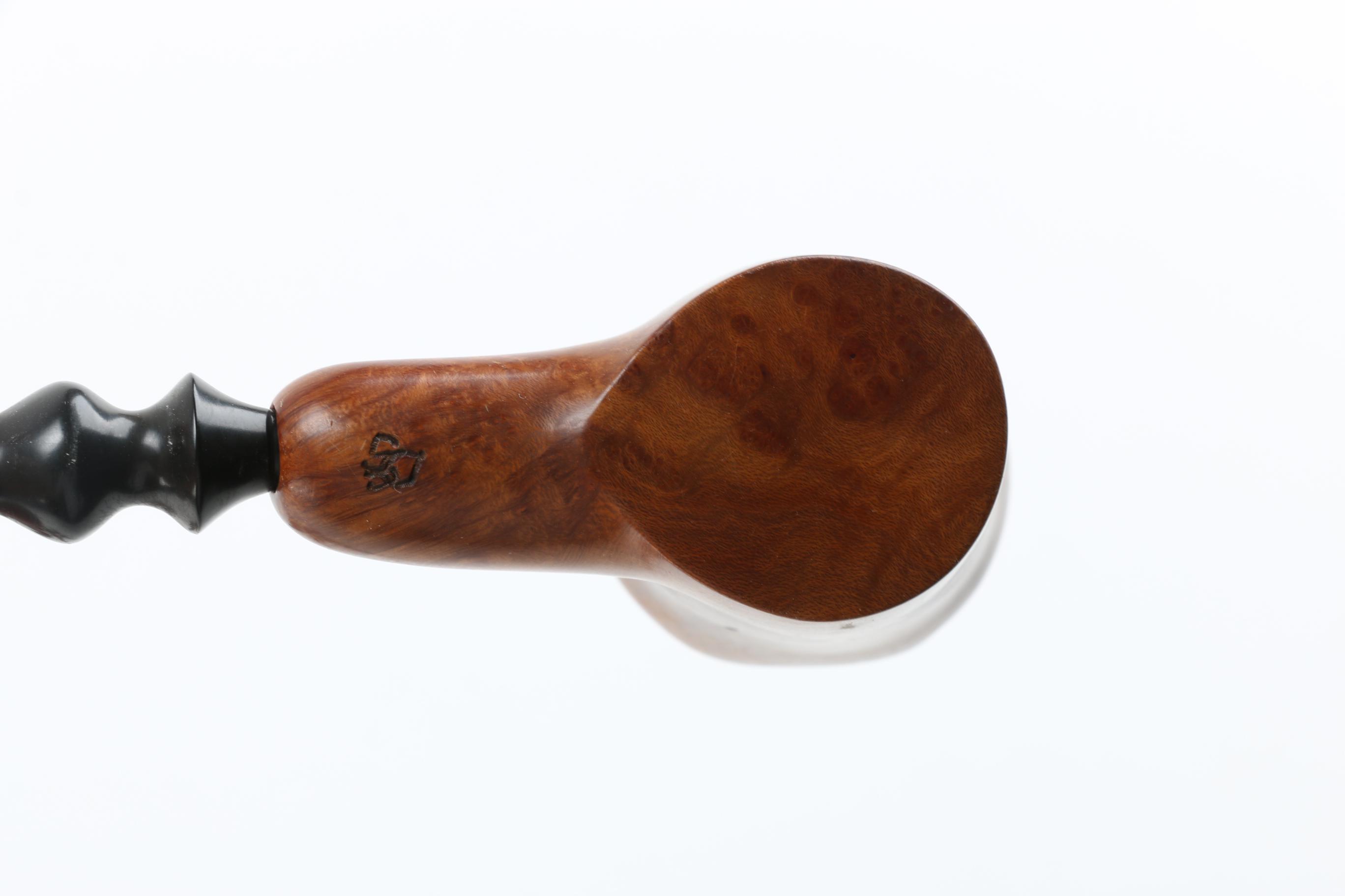 Pipes With Roll Top Stand