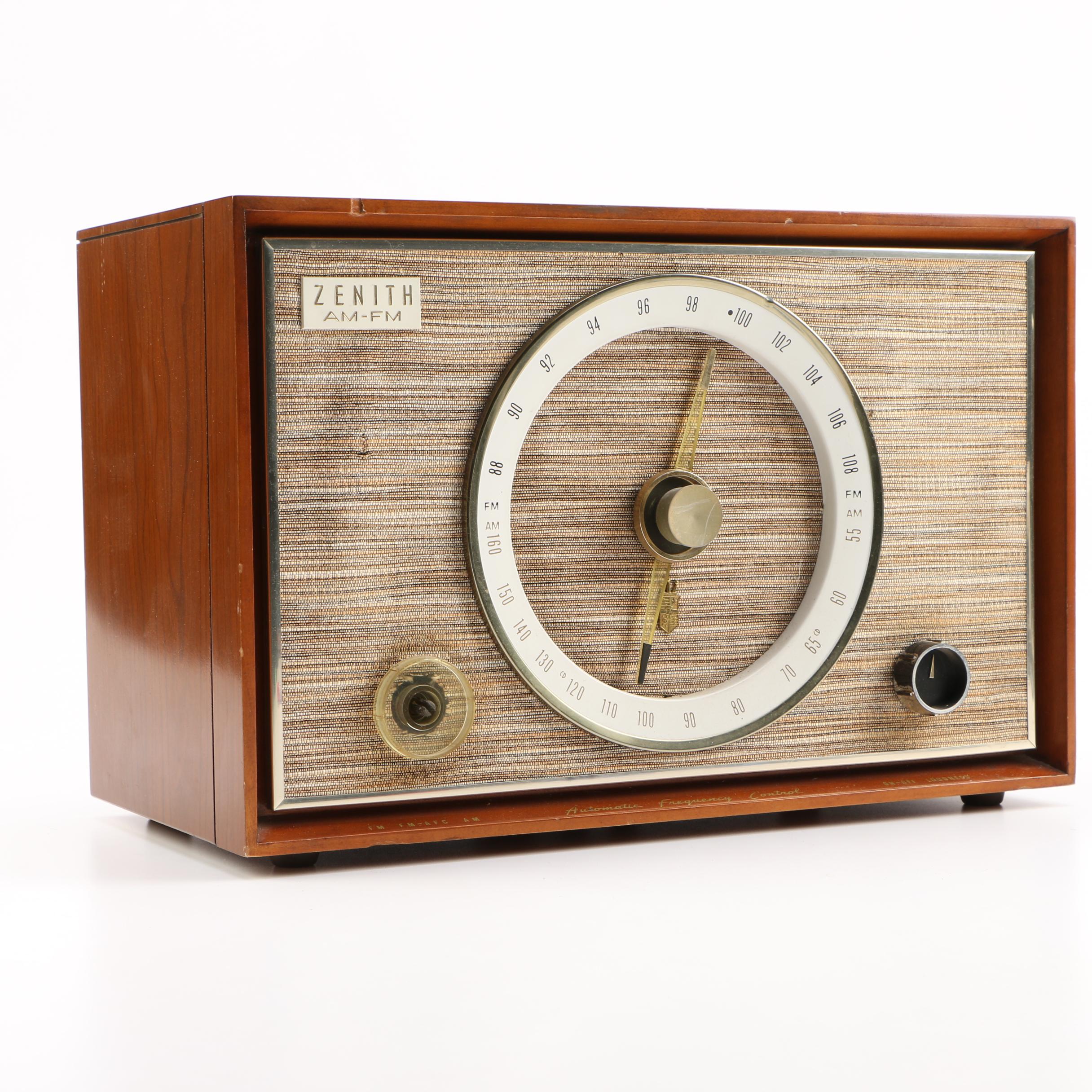 1950s Zenith "Long Distance" Radio