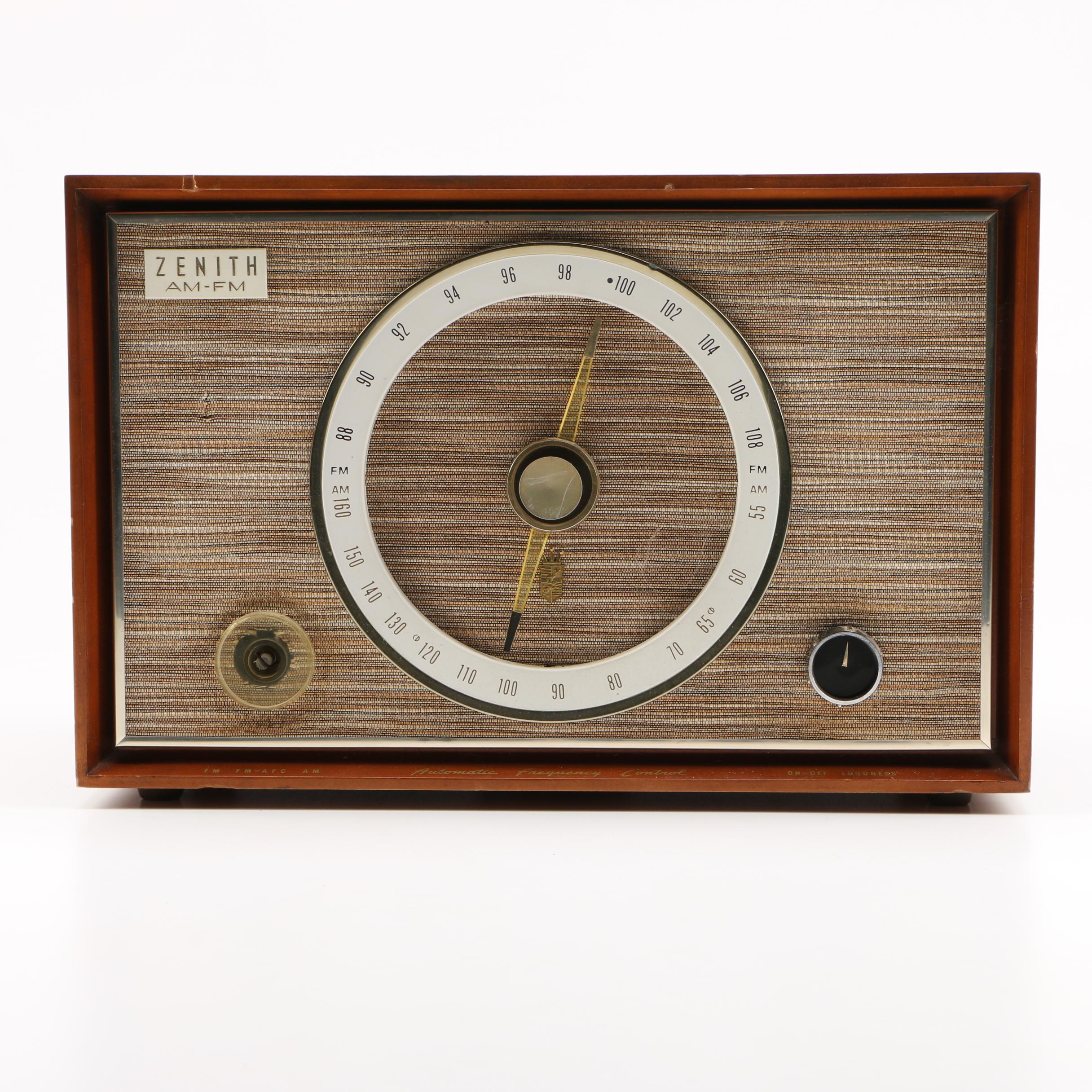 1950s Zenith "Long Distance" Radio