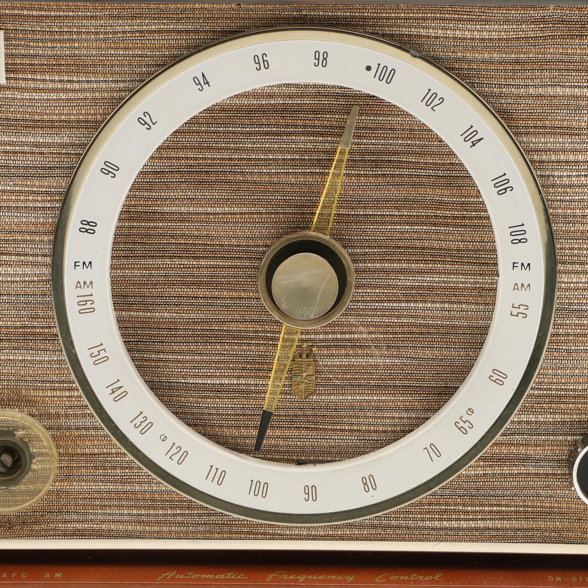 1950s Zenith "Long Distance" Radio