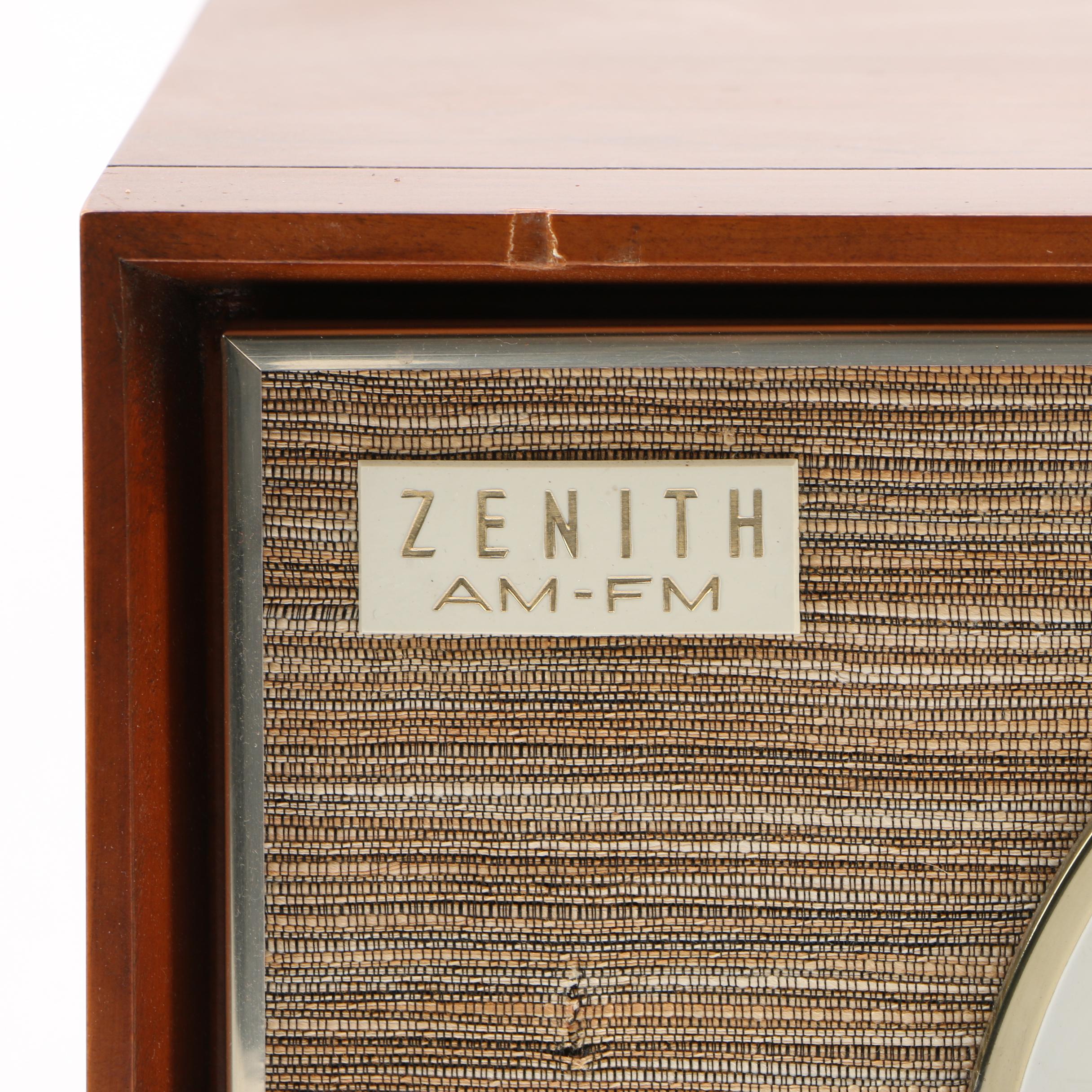 1950s Zenith "Long Distance" Radio