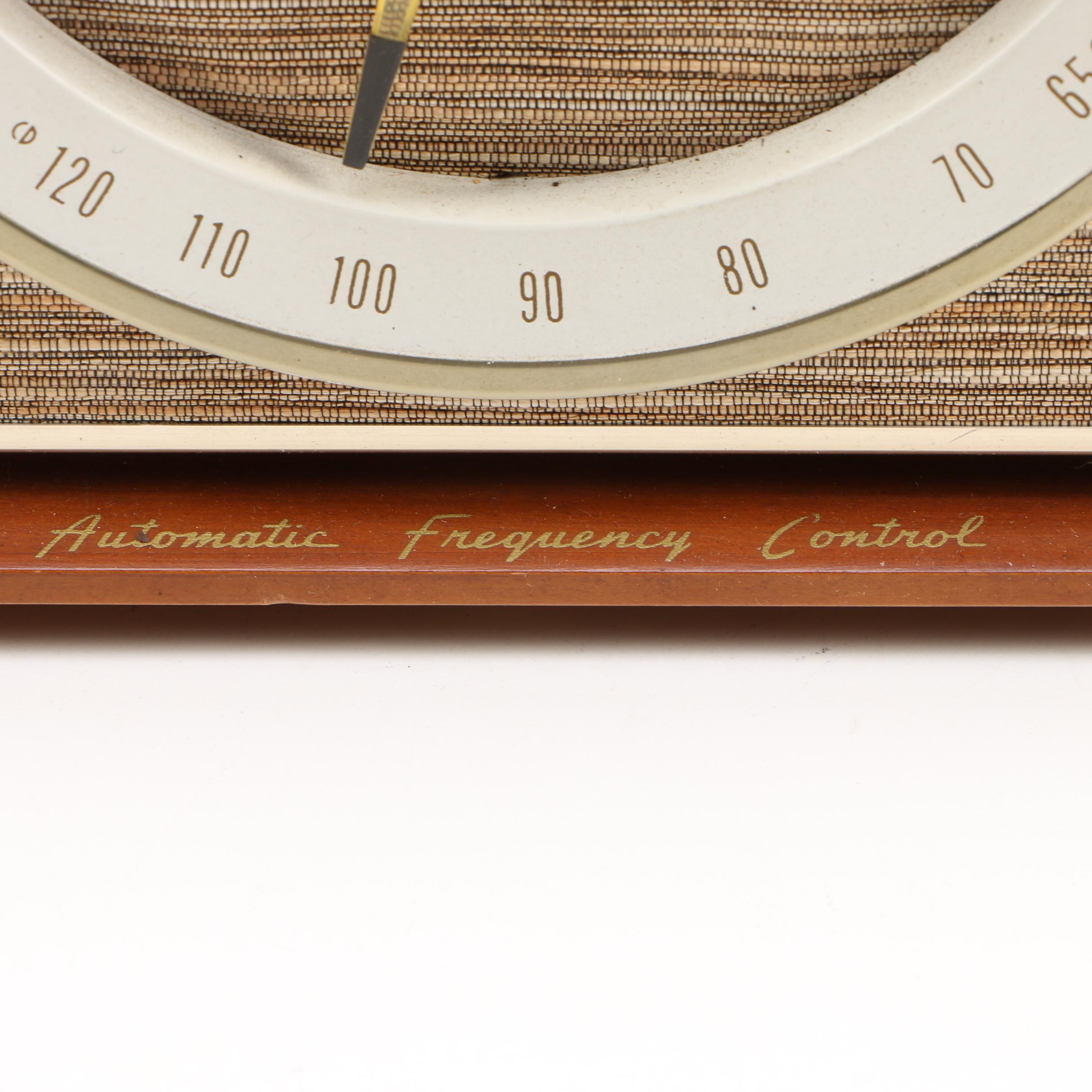 1950s Zenith "Long Distance" Radio