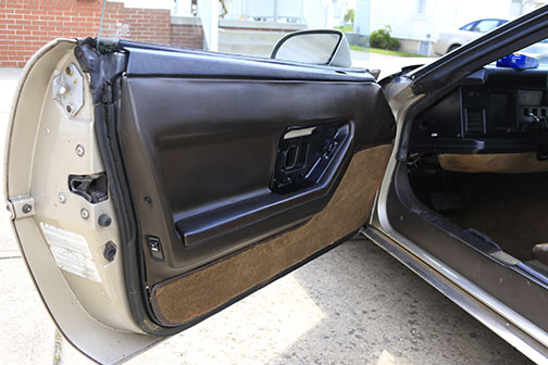 Silver 1986 Chevrolet Corvette