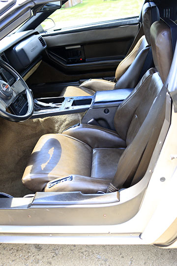 Silver 1986 Chevrolet Corvette