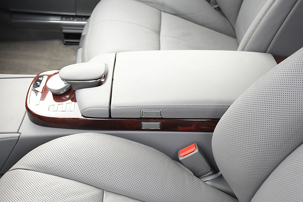 2008 Mercedes S550 Sedan