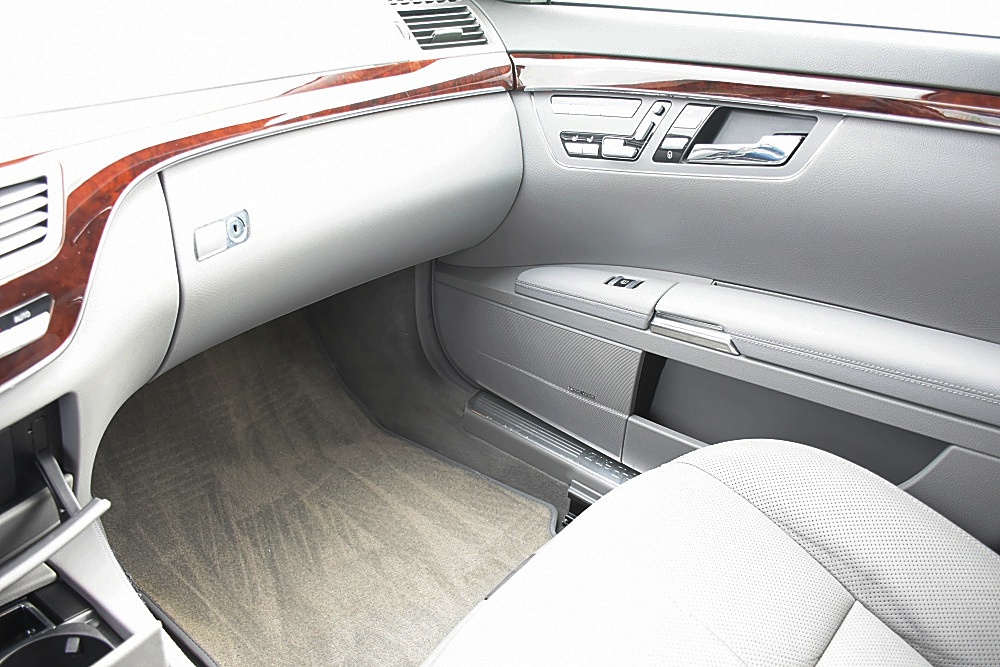 2008 Mercedes S550 Sedan